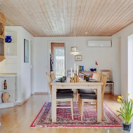 Yorick - 1km From The Sea In Ne Jutland By Interhome Hals