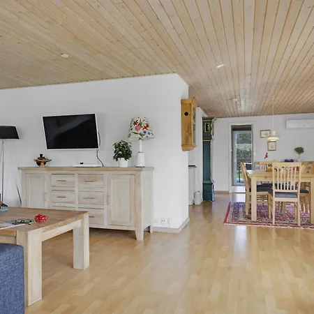 펜션 Yorick - 1km From The Sea By Interhome *